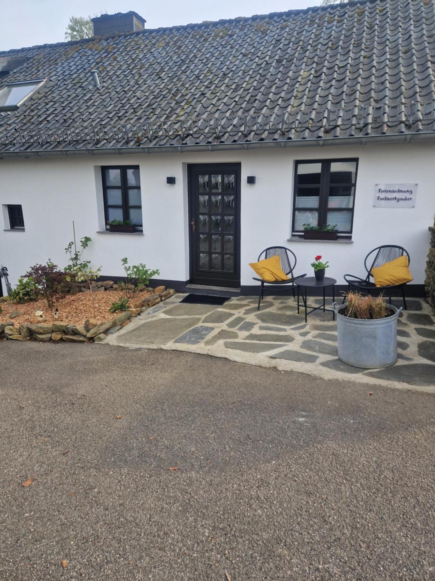 Ferienwohnung Fachwerkzauber Monschau Habitación foto